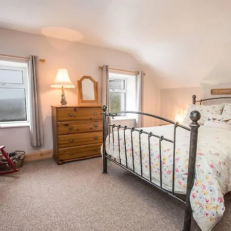 2 Bed In Buncrana Oc-ii16948 * Luddan